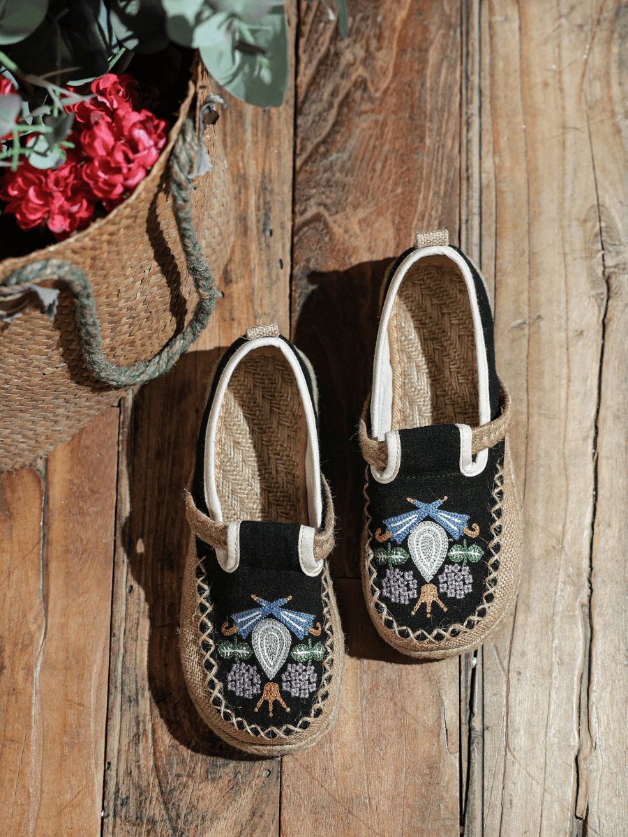 CACTUS ROSE | PATTERN EMBROIDERED LINEN ESPADRILLE LOAFER - BLACK