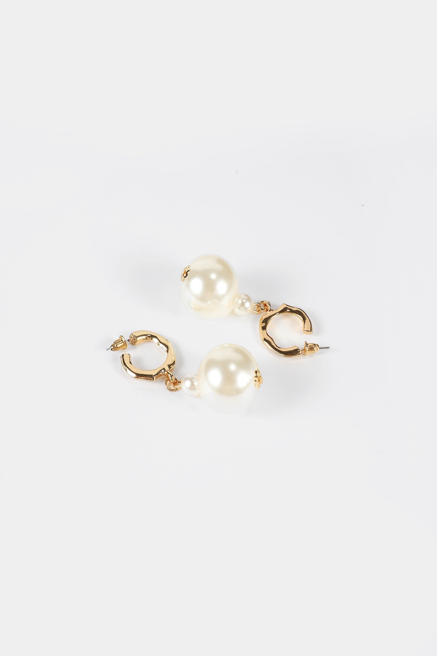 Faux Pearl Accessories Set