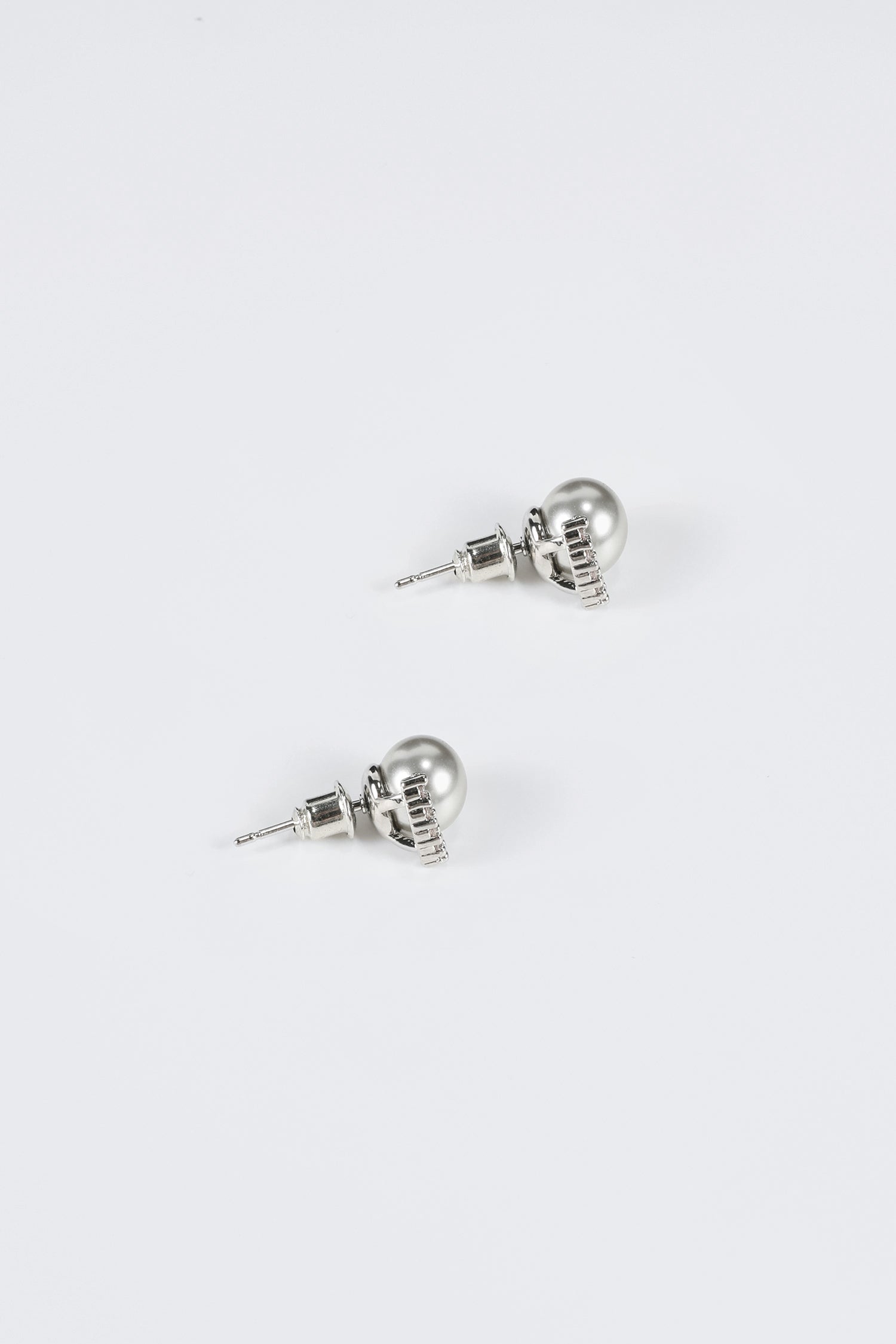 Faux Gray Pearl Stud Earings