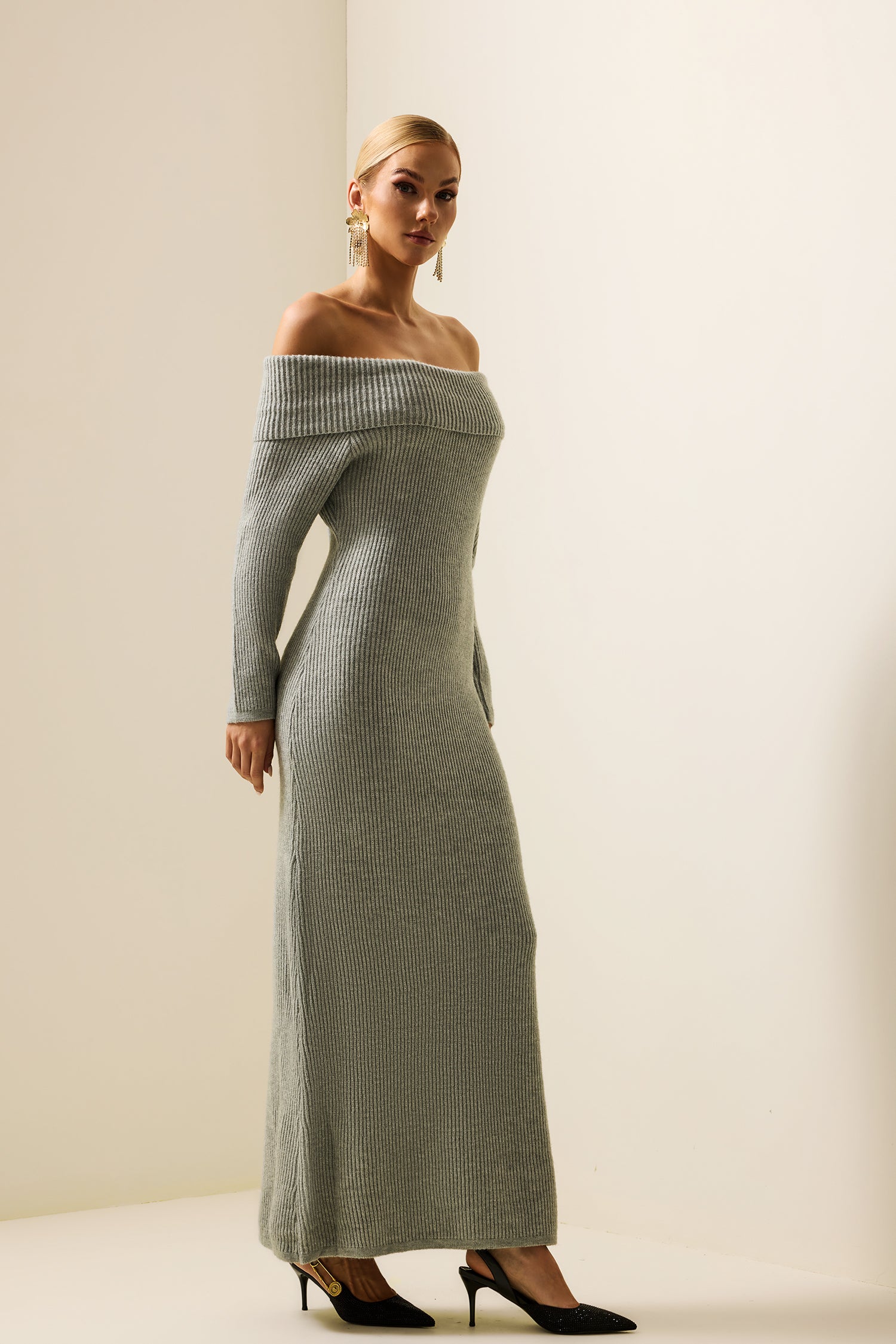 Jersey Solid Off-Shoulder Maxi Dress