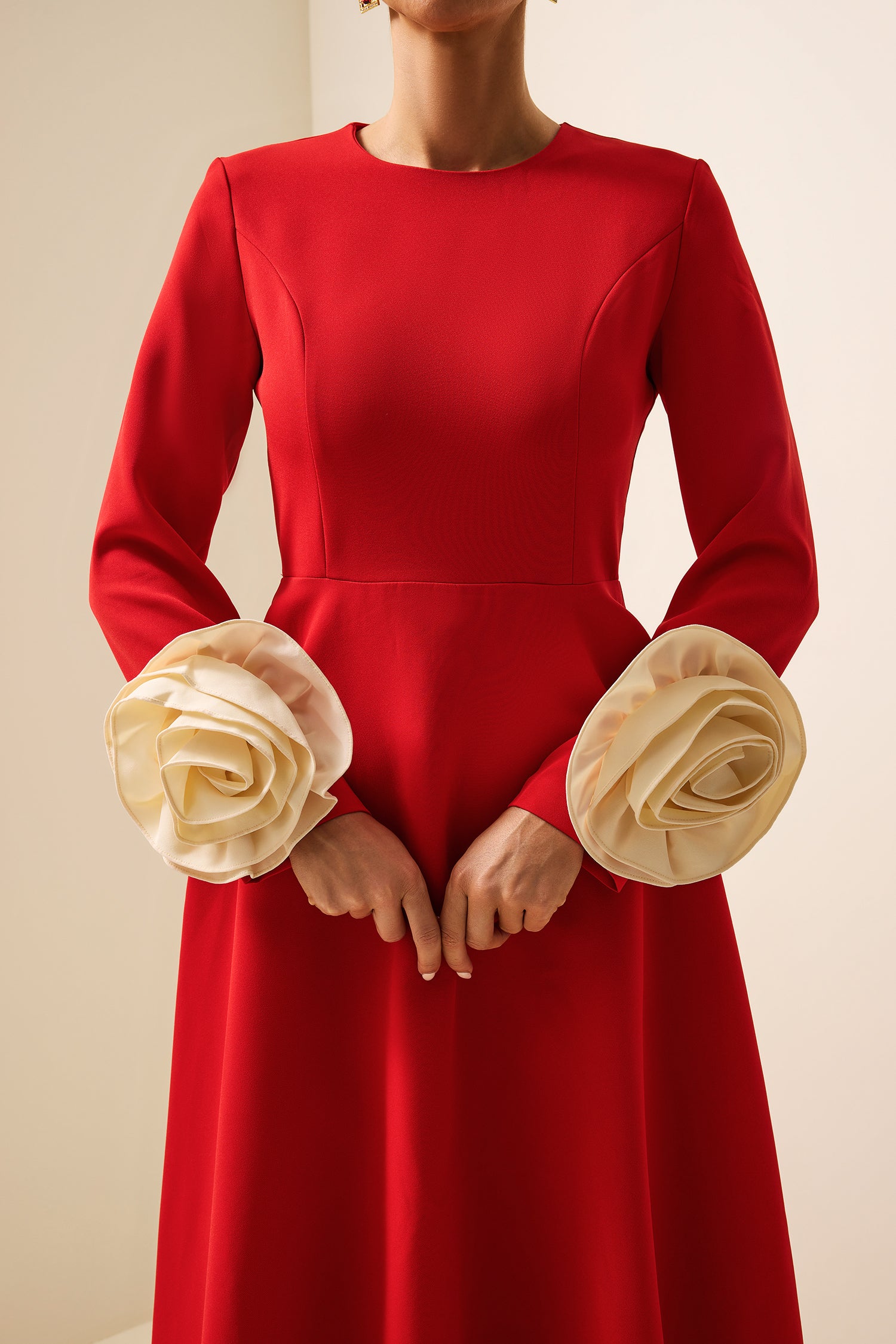 3D Flower Round Neck Long Sleeve Midi Dress