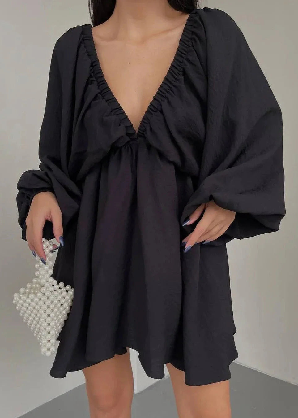 Women's V-Neck Lantern Sleeve Dress