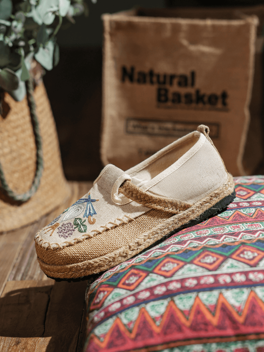 CACTUS ROSE | PATTERN EMBROIDERED LINEN ESPADRILLE LOAFER - BEIGE