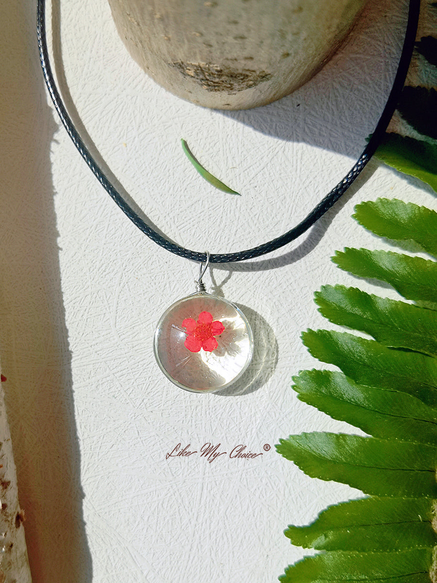 Peach Blossom Full Moon Oval Pendant Necklace