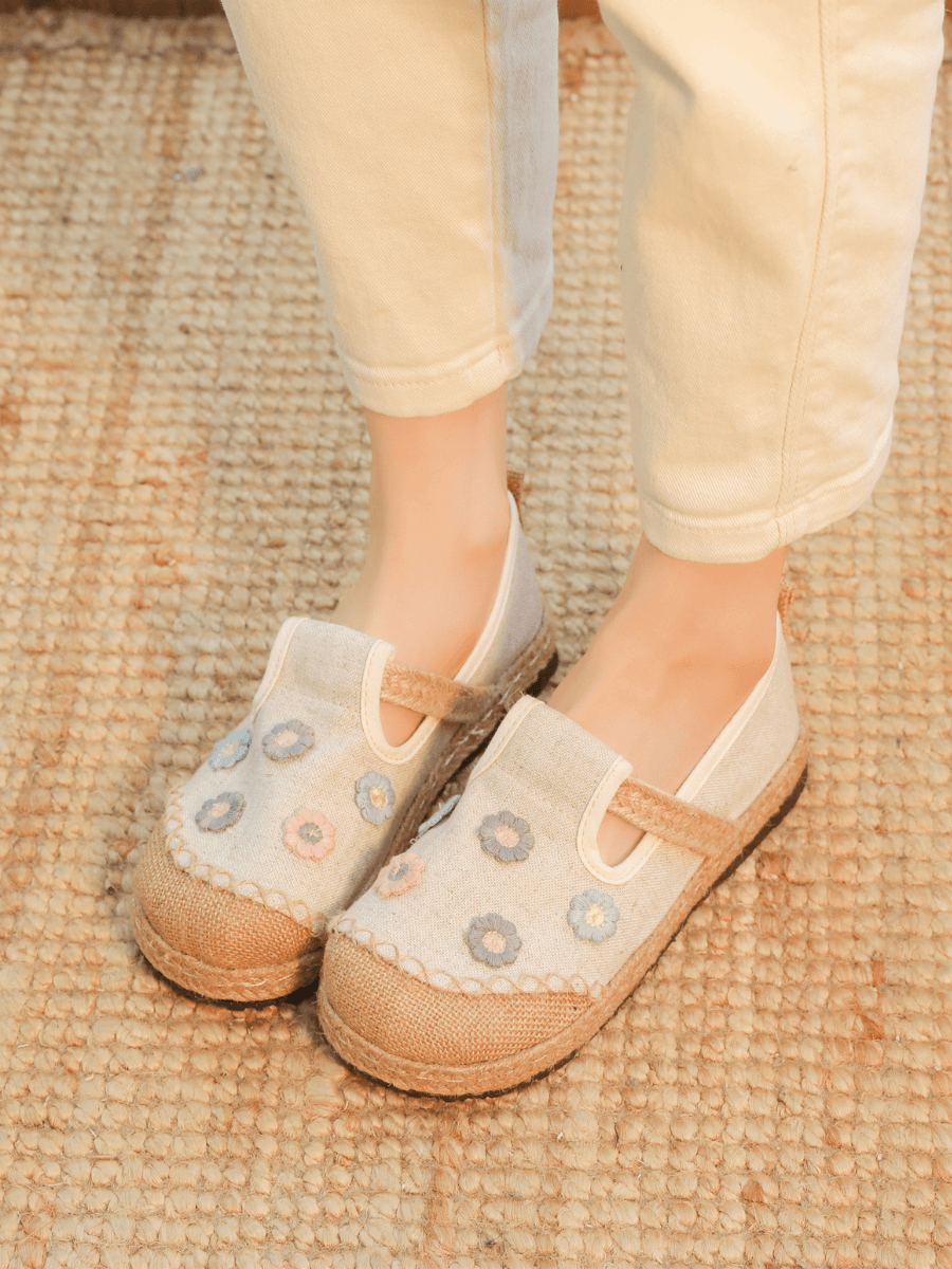 CACTUS ROSE | DAISY WISHES APPLIQUE LINEN ESPADRILLE - APRICOT