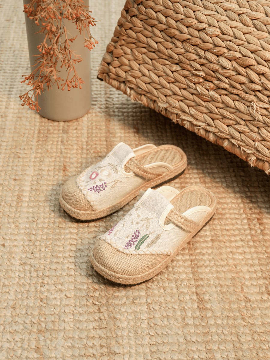 CACTUS ROSE | BLOSSOM WHEAT EMBROIDERED LINEN MULE - BEIGE