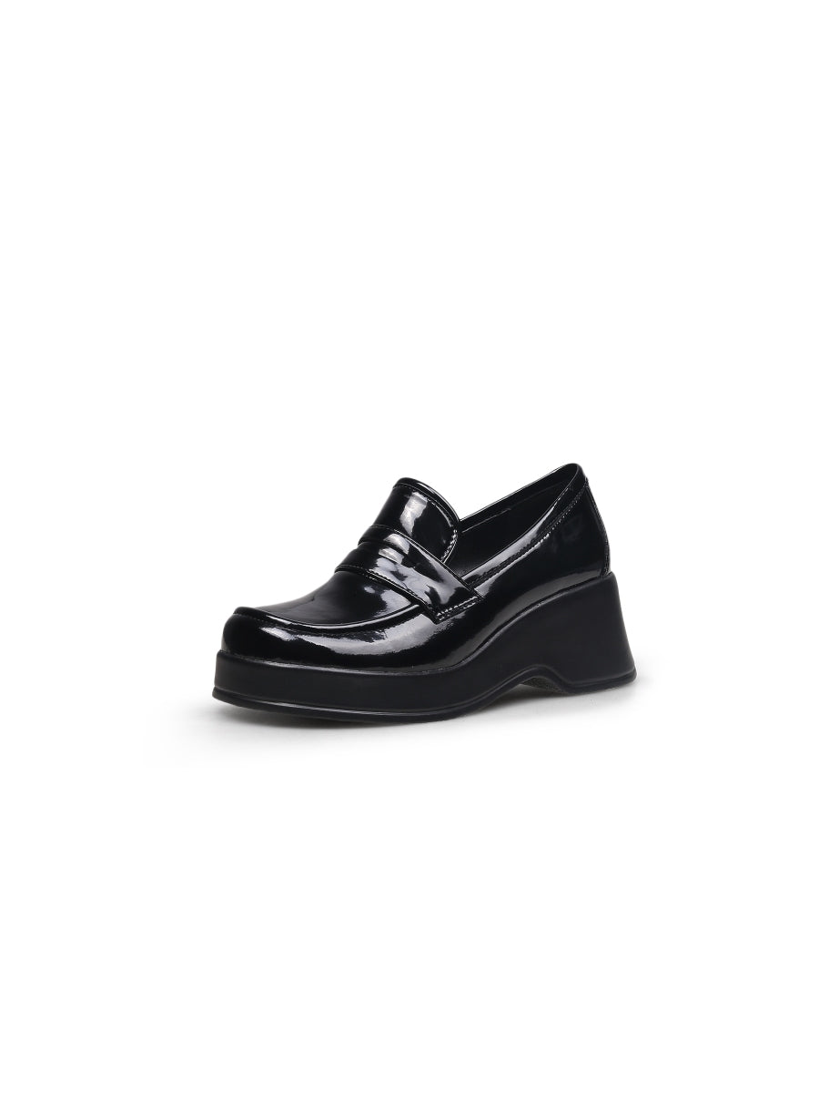 JADYROSE | BLACK GLOSSY LEATHER PLATFORM LOAFER