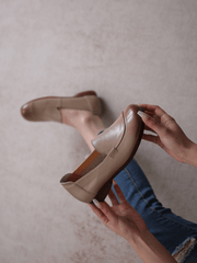 RUMOUR HAS IT| STITCHING HEADER LEATHER LOAFER - TAN