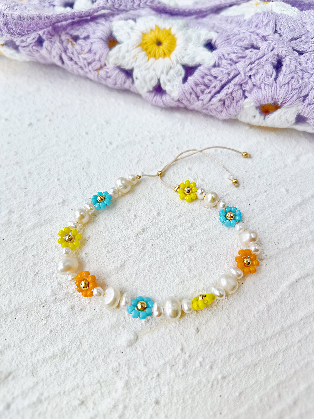 Adjustable Drawstring Beaded Bracelet Colorful Daisies