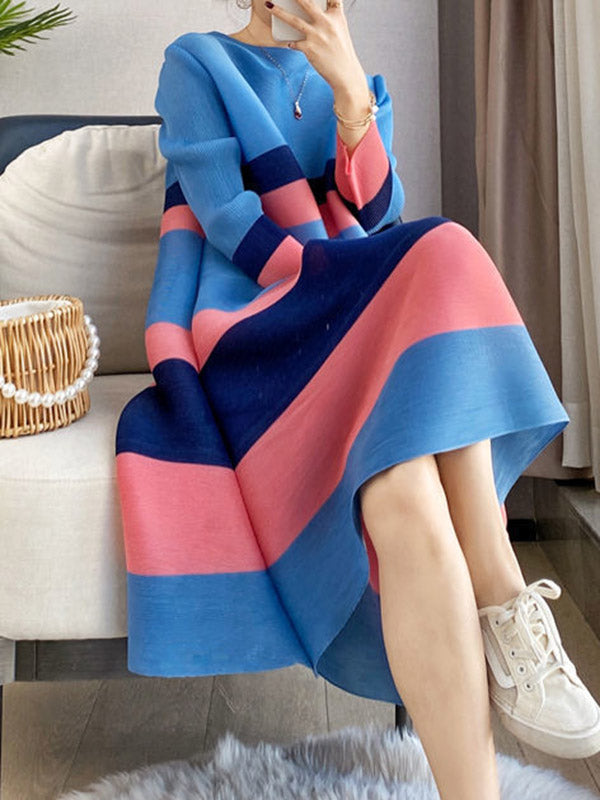 A-Line Loose Pleated Striped Round-Neck Midi Dresses