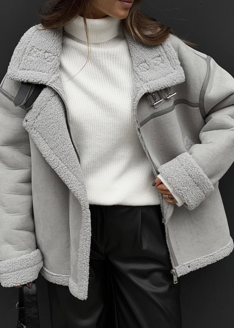 Street-Chic Shearling Aviator Jacket