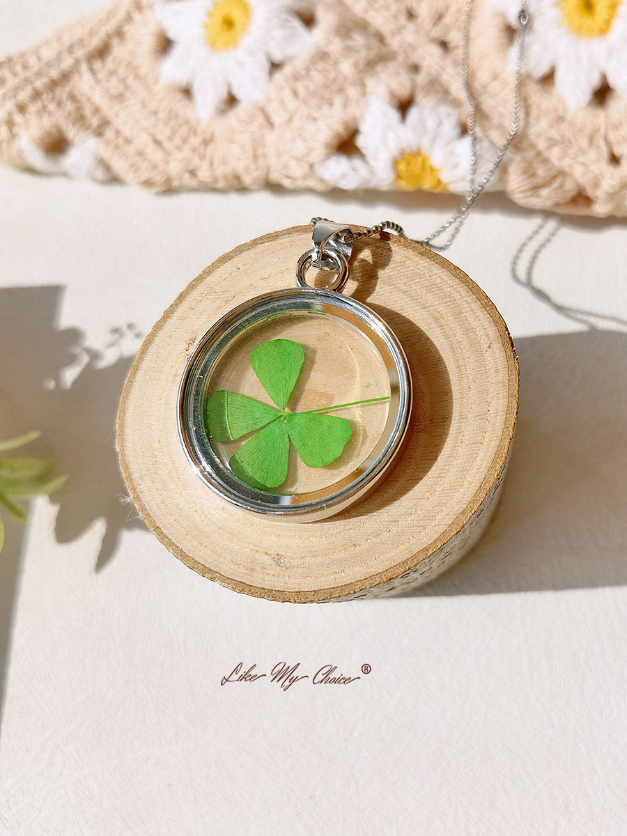 Four Leaf Clover Amulet Necklace