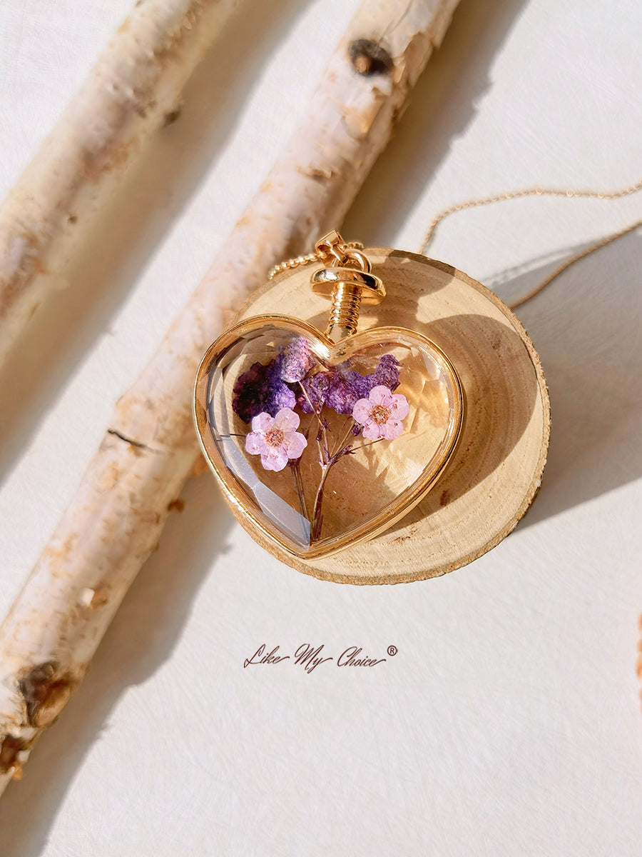 Lavender Forget-Me-Not Dried Flowers Crystal Glass Heart Necklace