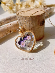 Lavender Forget-Me-Not Dried Flowers Crystal Glass Heart Necklace