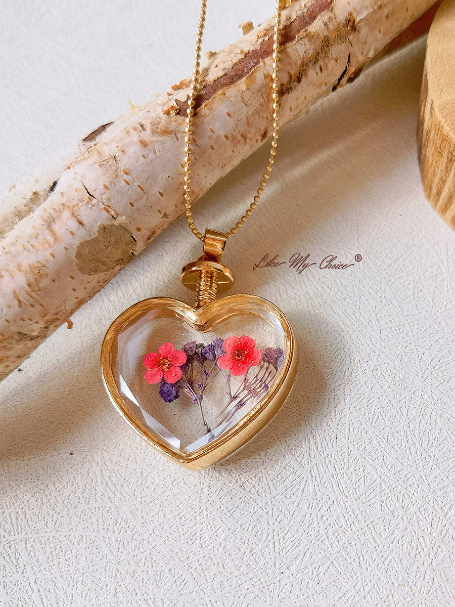 Lavender Forget-Me-Not Dried Flowers Crystal Glass Heart Necklace