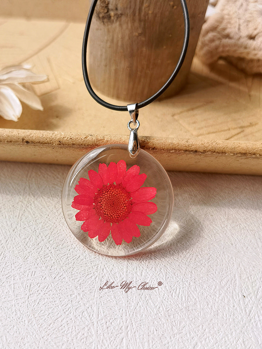 Hippie Flower Pendant Necklace