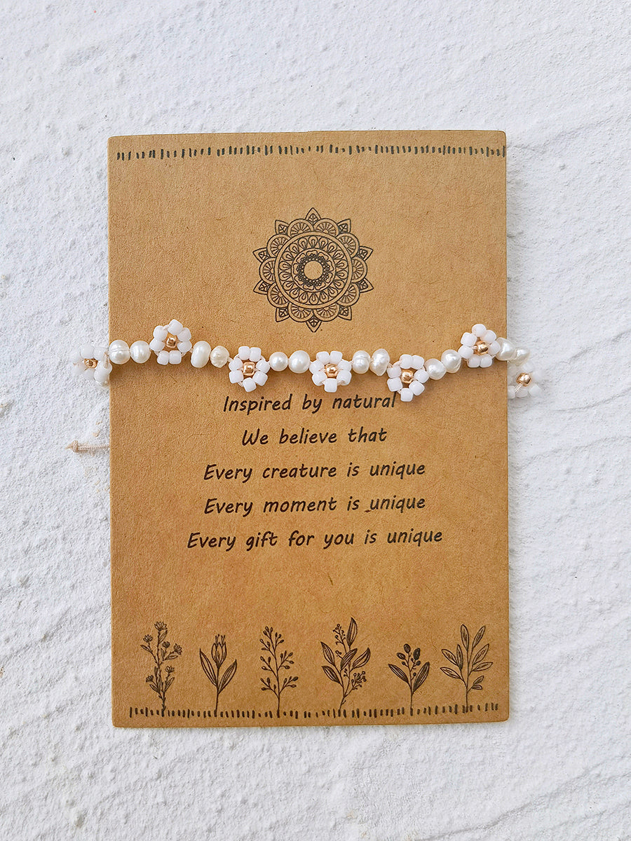 Adjustable Drawstring Beaded Bracelet White Daisy