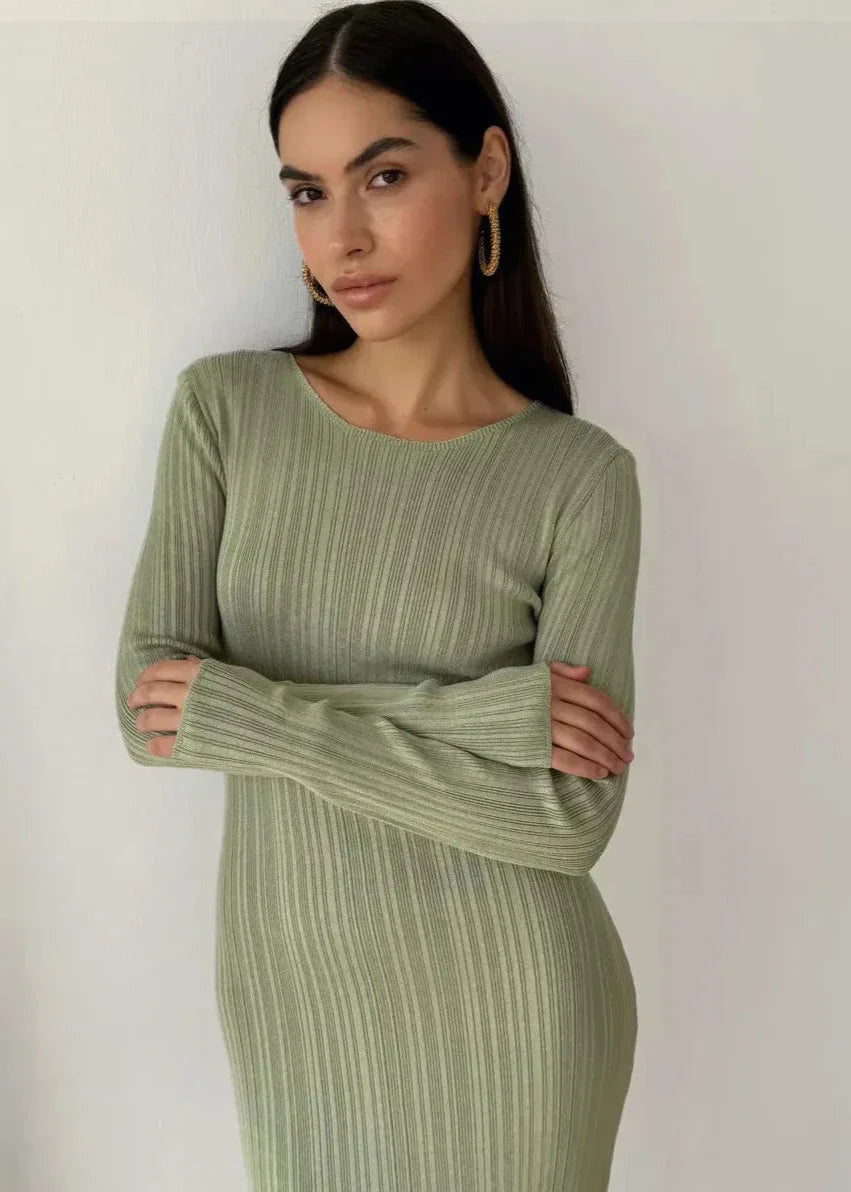 Elegant Ribbed Knit Long Sleeve Dress