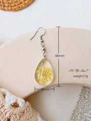 Teardrop Queen Anne Bud Dried Flower Resin Earrings