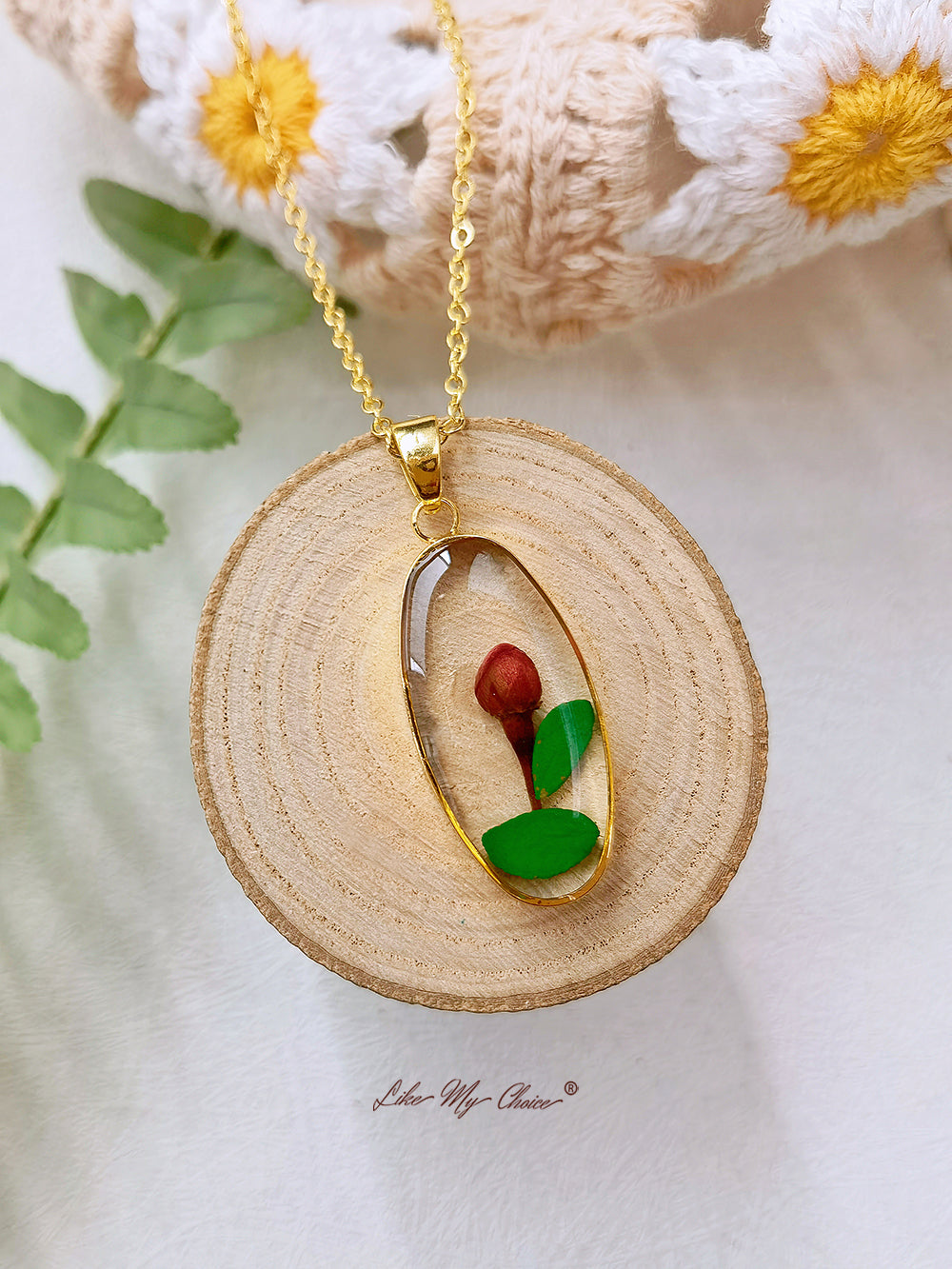 Natural Rosebud Resin Pressed Flower Botanical Pendant Oval Necklace