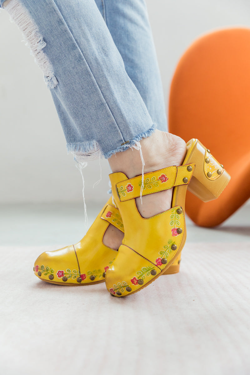 SOFFIA | FLORAL EMBOSSED YELLOW GENUINE LEATHER CLOG