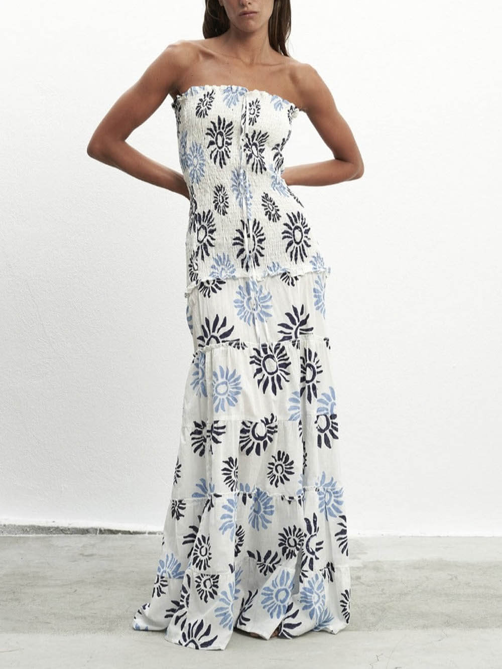 Elegant Sun Print Ruffled Strapless Maxi Dress