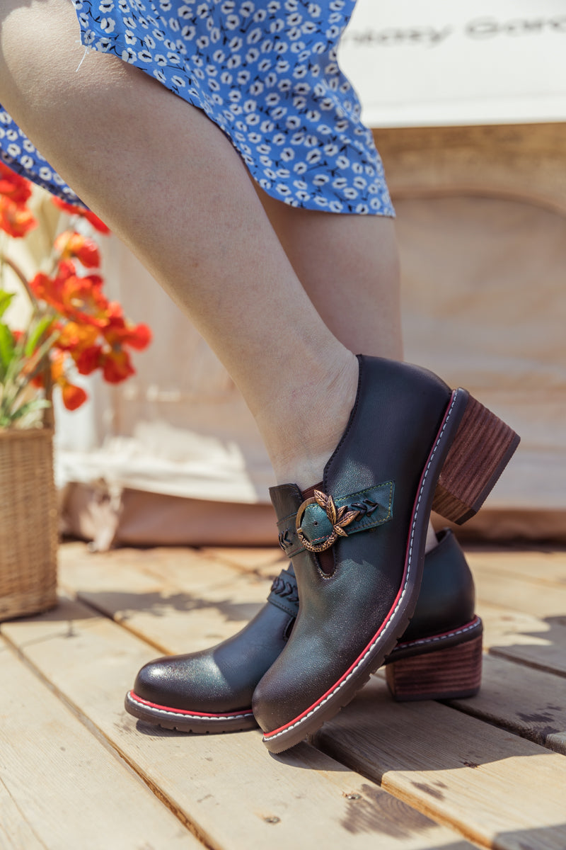 SOFFIA | Dark Green Leather Bootie