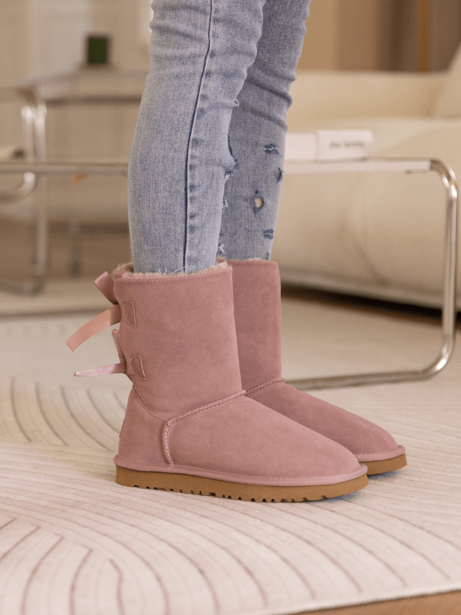 Smaibulun Ugg | Double Ballet Ribbon Bow Suede Shearling Boots - Taro