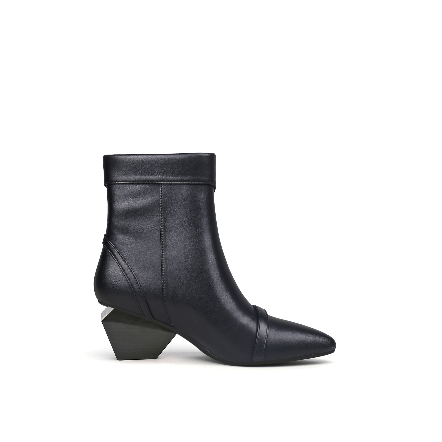 JADY ROSE | BLOCK HEEL LEATHER STRAPS BOOTIE - BLACK