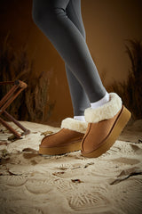 Smaibulun Ugg | Cuddle Up Wool Lined Suede Bootie - Chestnut