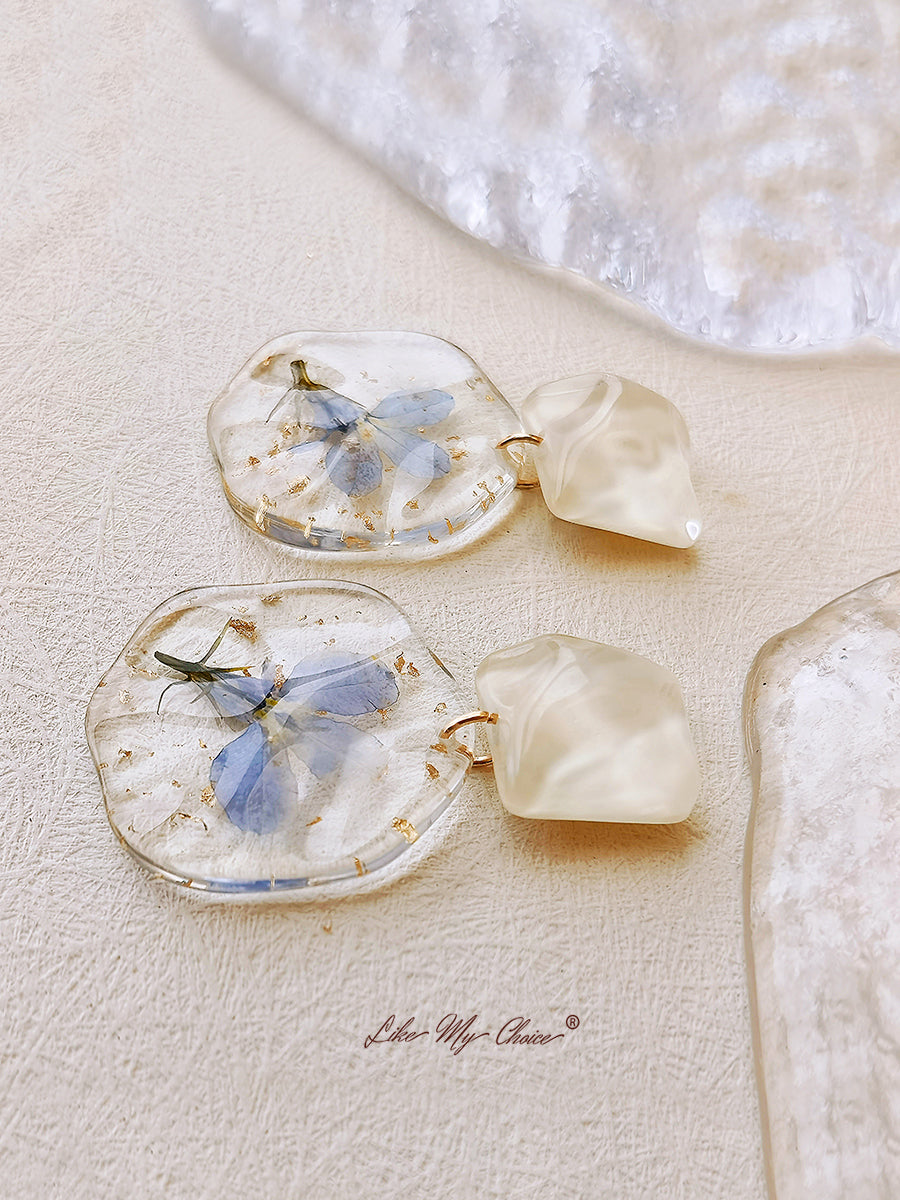 Pressed Flower Earrings - Epoxy Vintage Blue Romantic