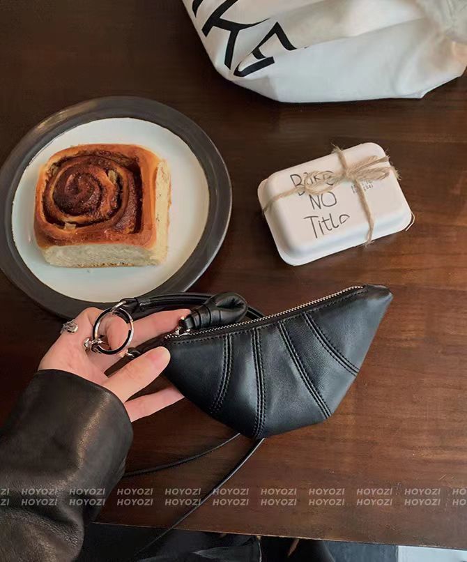 Leather-Mini-Tribute-Croissant