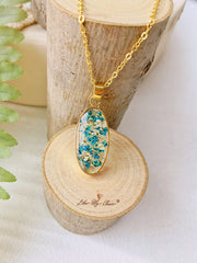 Mini Narcissus Golden Oval Pendant  Natural Resin Necklace