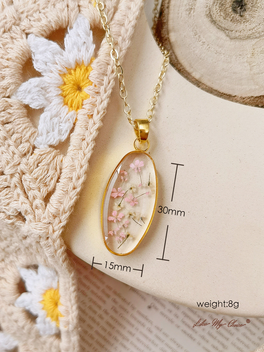 Mini Tulip Golden Oval Pendant  Natural Resin Necklace