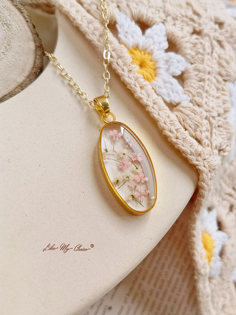 Mini Tulip Golden Oval Pendant  Natural Resin Necklace