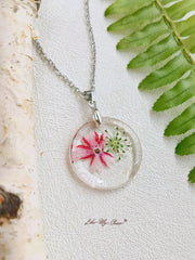 Queen Anne Lace Pink Mallows Flower Botanical Pendant Circle Necklace