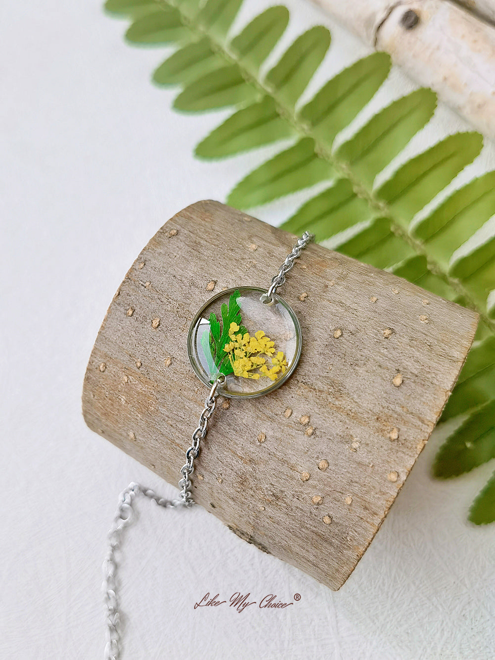 Cosmos Sulphureus Handmade Pressed Flower Resin Round Bracelet