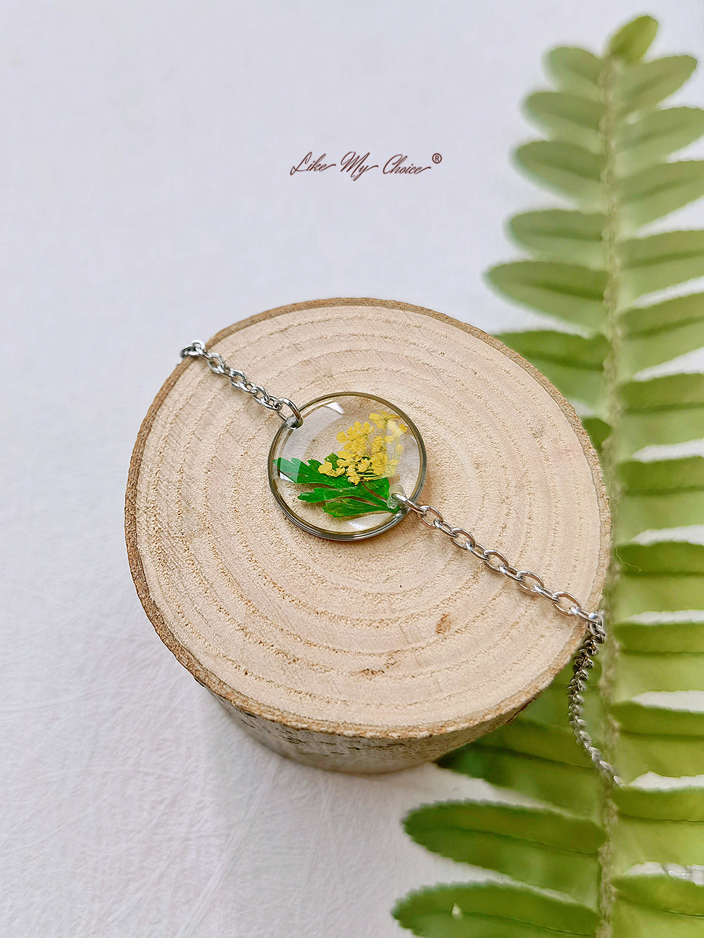 Cosmos Sulphureus Handmade Pressed Flower Resin Round Bracelet