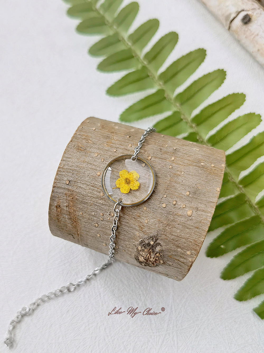 Cosmos Sulphureus Handmade Pressed Flower Resin Round Bracelet