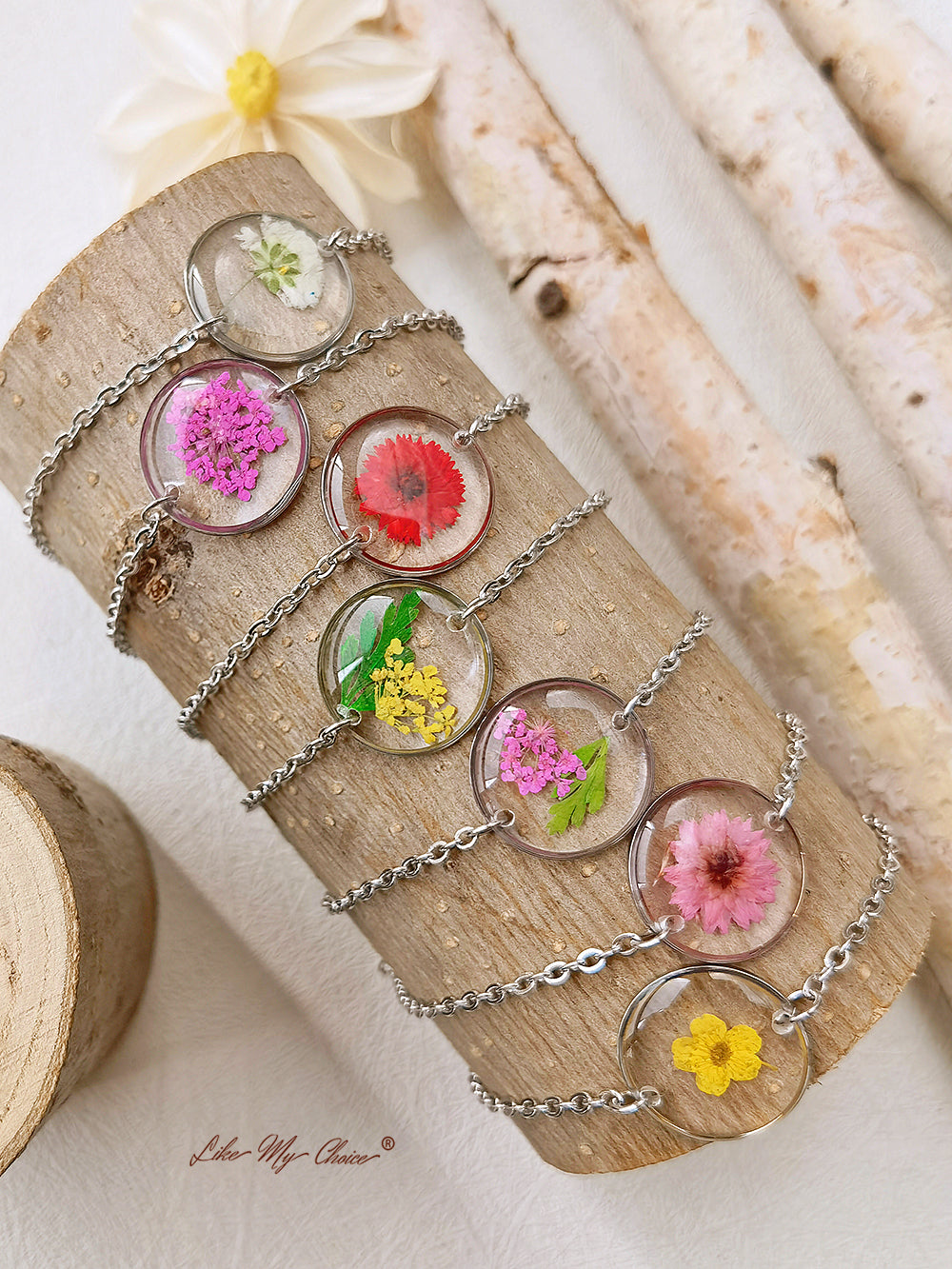 Cosmos Sulphureus Handmade Pressed Flower Resin Round Bracelet