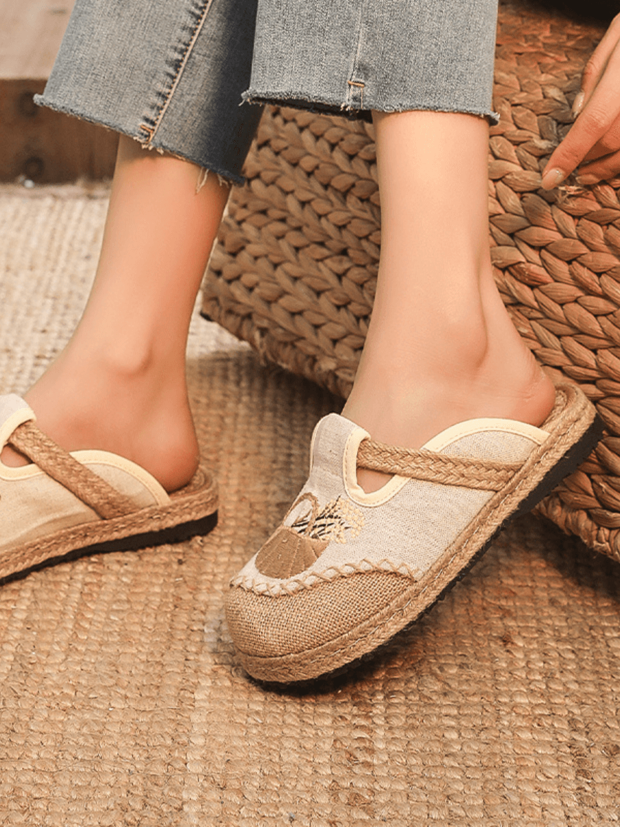 CACTUS ROSE | SUMMER PICNIC EMBROIDERED LINEN MULE - BEIGE