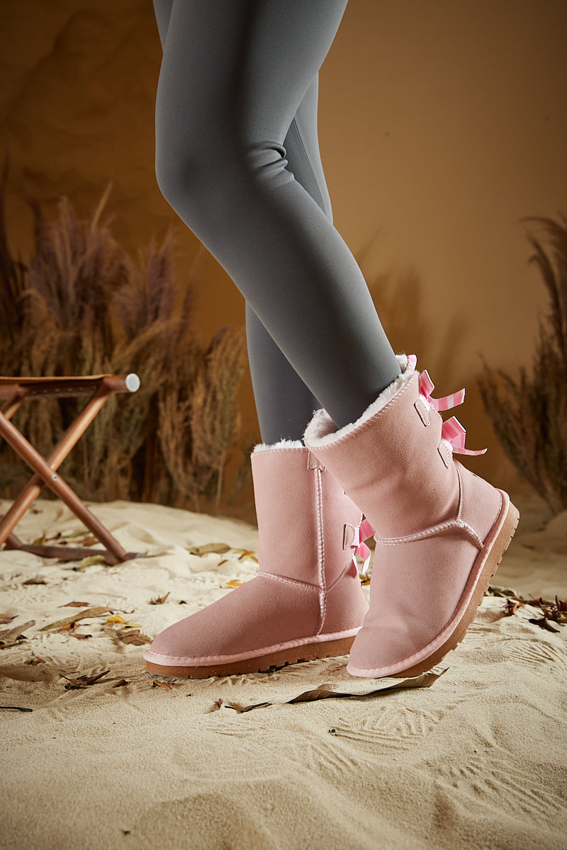 Smaibulun Ugg | Serenity Striped Bailey Bow Shearling Boots - Pink