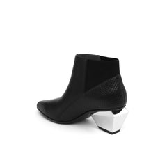 JADY ROSE | GEOMETRY-HEEL LEATHER ANKLE BOOT - Black