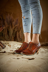 Soffia | Veronika Crack Patterned Leather Oxford - Brown