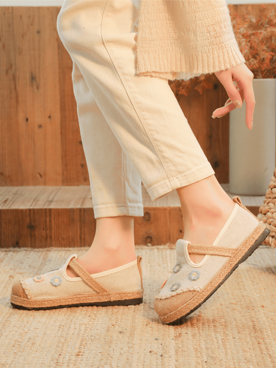 CACTUS ROSE | DAISY WISHES APPLIQUE LINEN ESPADRILLE - APRICOT