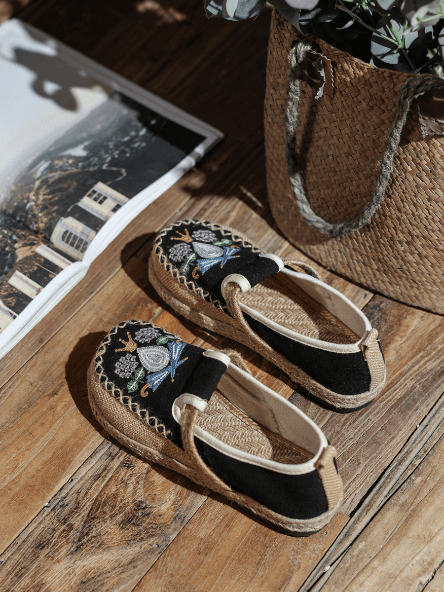 CACTUS ROSE | PATTERN EMBROIDERED LINEN ESPADRILLE LOAFER - BLACK