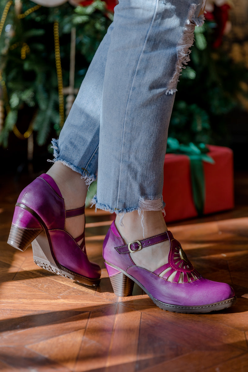 SOFFIA | RADIANT CUTOUT LEATHER PUMP - PURPLE