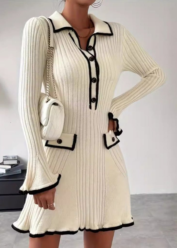 Chic Contrast Knit Dress