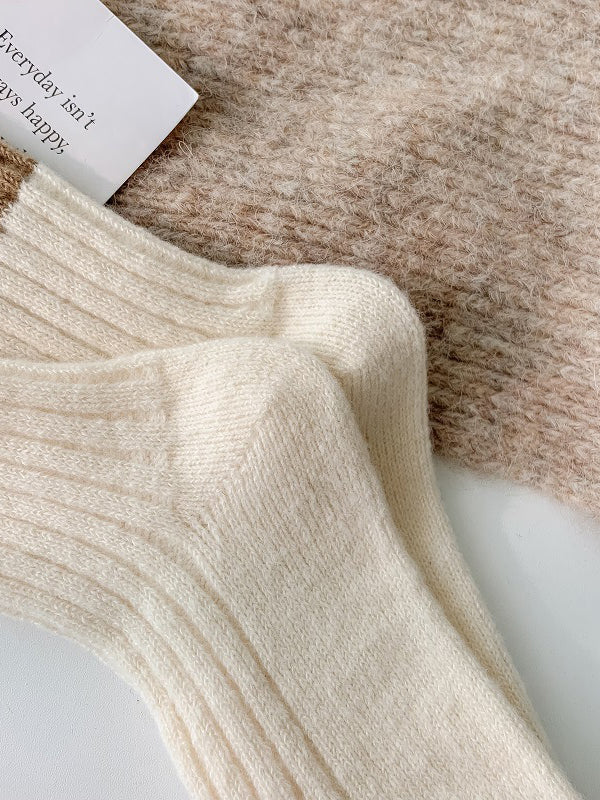 Contrast Color Elasticity Pleated Socks