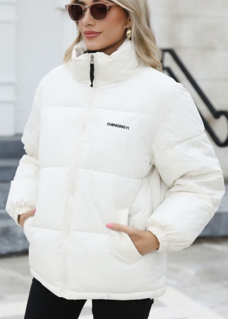 Casual White Puffer Jacket - Warm and Stylish